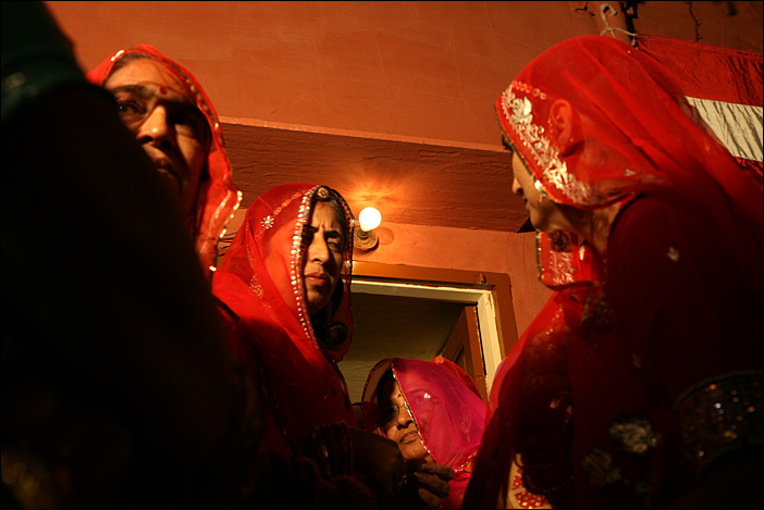 ladies in Rajasthan