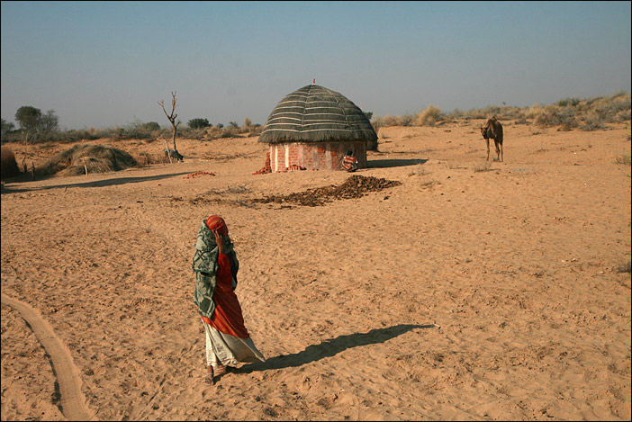 woman in Thar desert